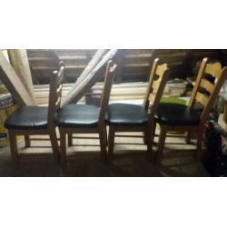 4 eetkamer stoelen licht eiken