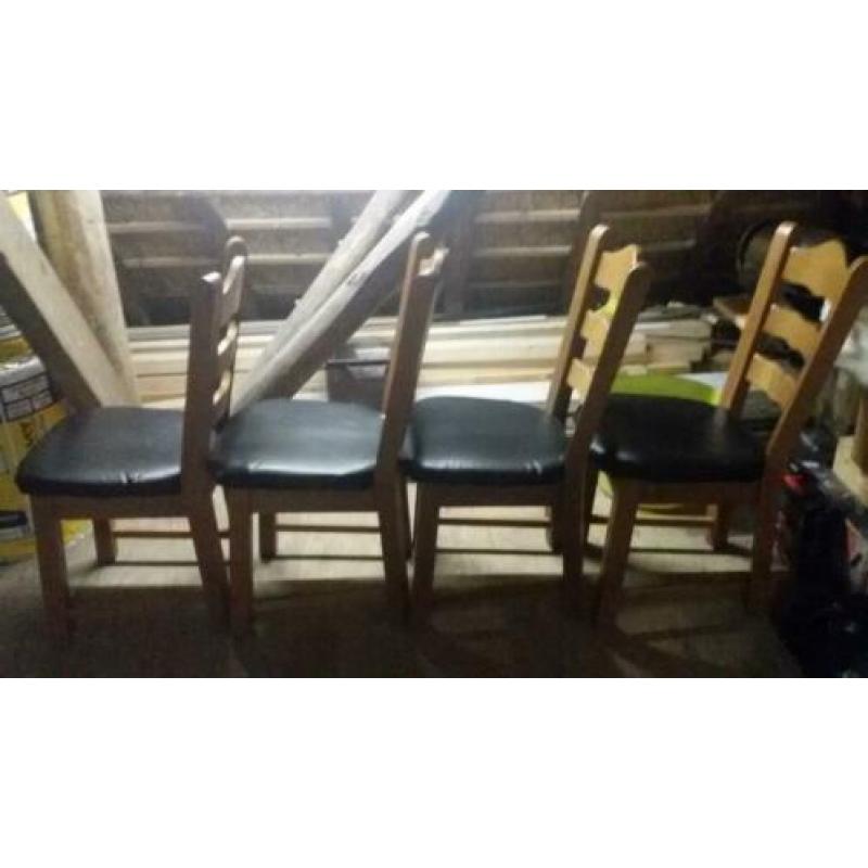 4 eetkamer stoelen licht eiken