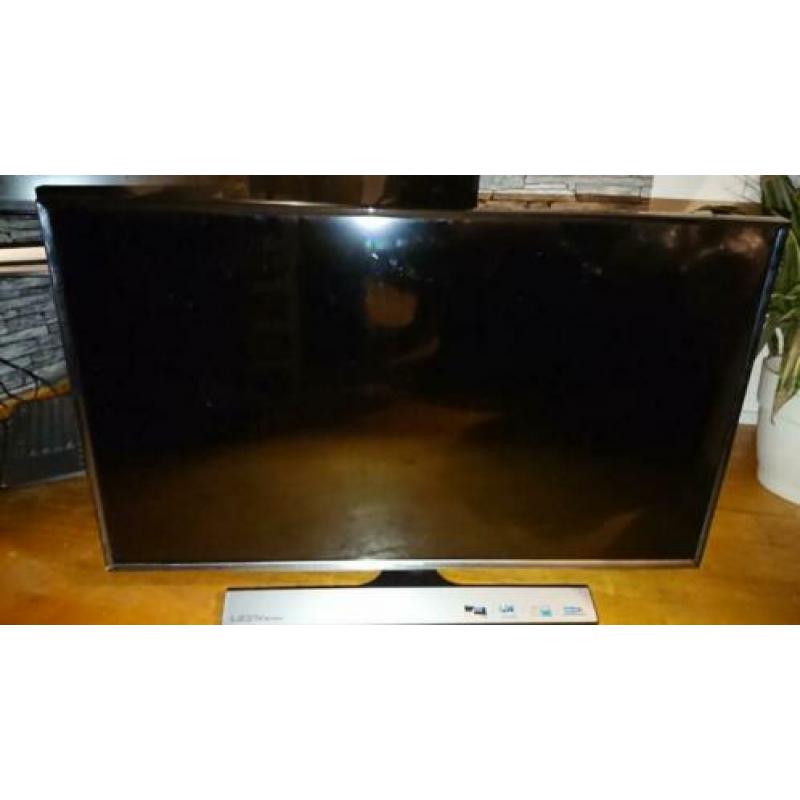 Samsung 32” TV LED Monitor