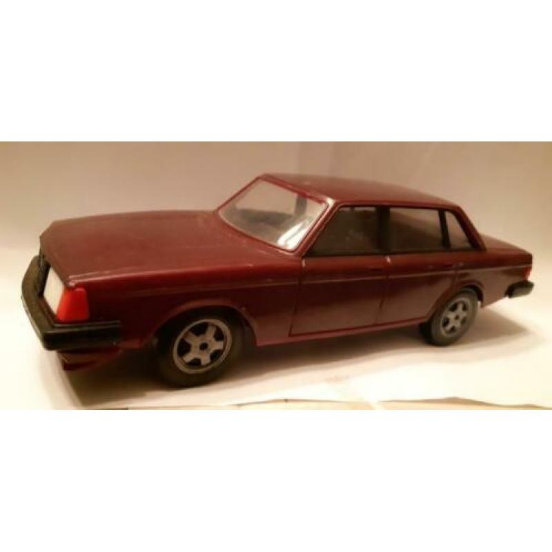 Volvo 244 (zacht plastic model)