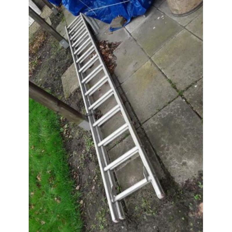 Uitschuifbare aluminium ladder 2 x 3,5 meter