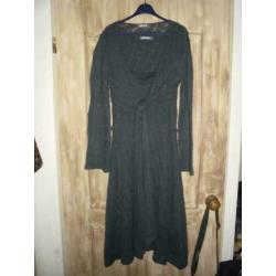 P68) 3 delig jurk onderjurk vestje summum alpaca grijs 44 46