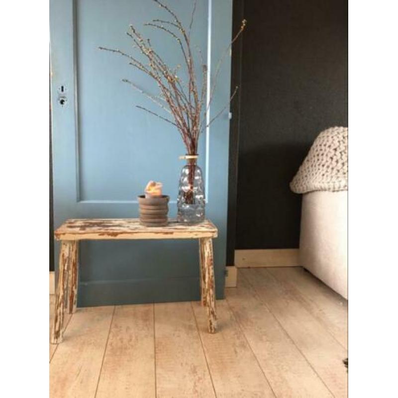 Stevig oud brocante tafeltje, bankje, krukje 65X25X45