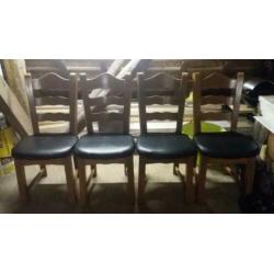 4 eetkamer stoelen licht eiken