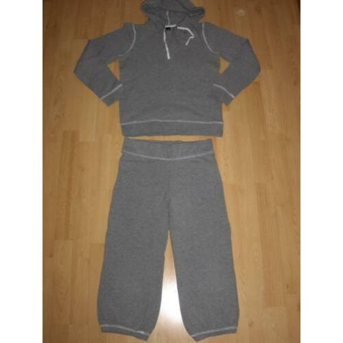 Grijs Huispak / Sport Set H&M mt 32-34 (86)