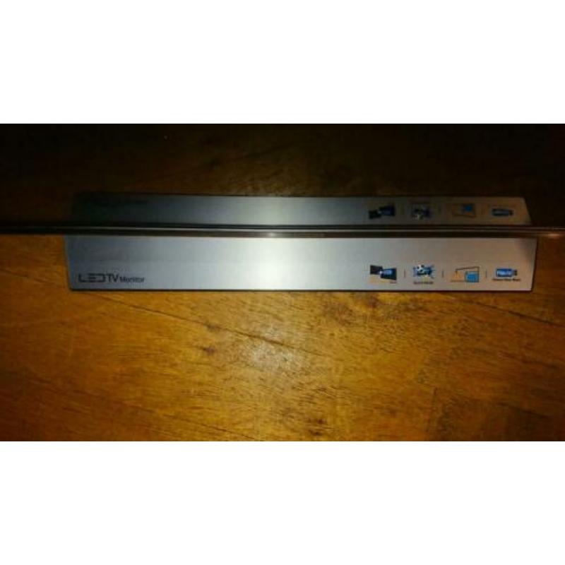 Samsung 32” TV LED Monitor