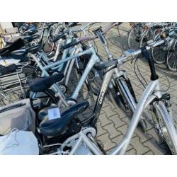 Partij van 10 x luxe elektrische fietsen mix handel