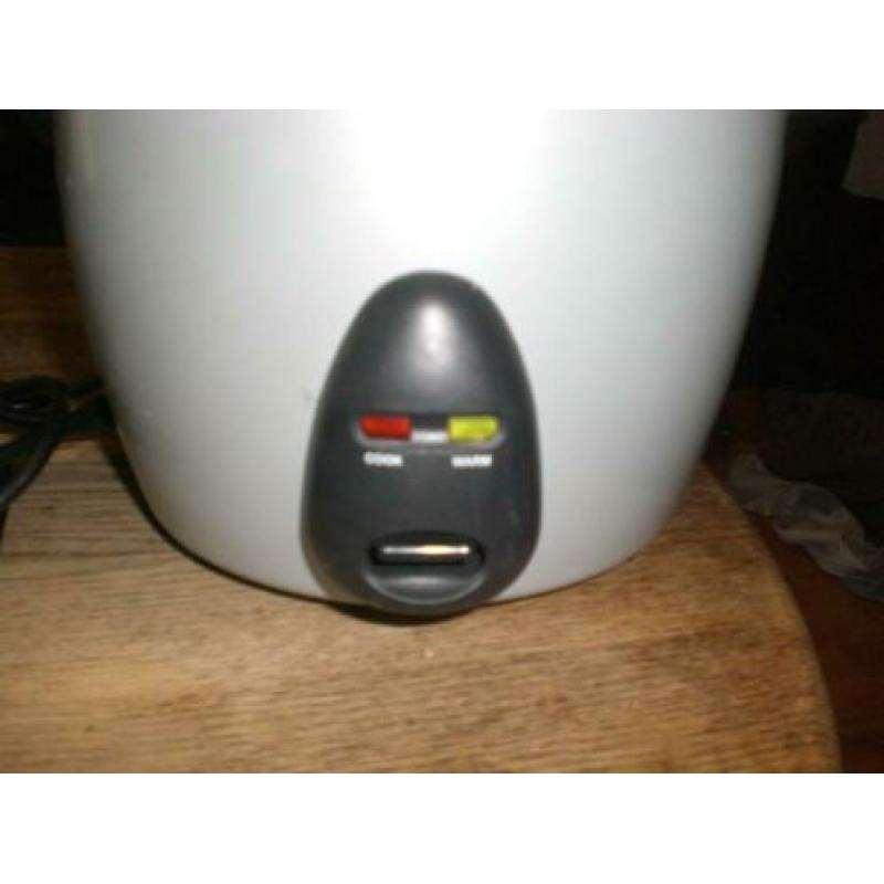 te koop rijstkoker nieuw spec zie/onder