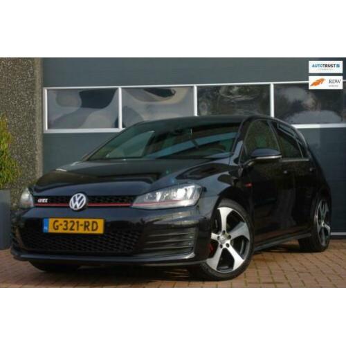 Volkswagen Golf 2.0 TSI GTI DSG / PDC + CAMERA / NAVI / LED