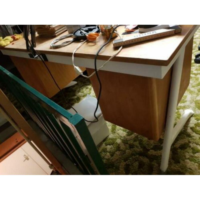 Vintage bureau
