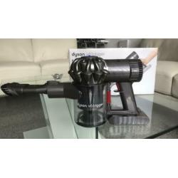 Dyson v6
