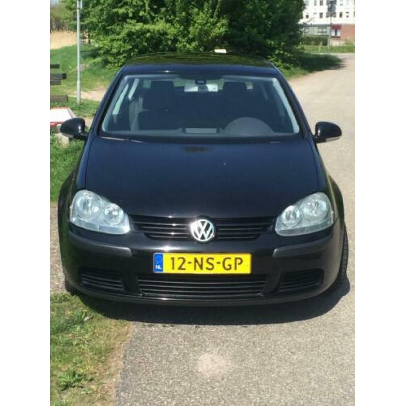 Volkswagen Golf 1.6 16V FSI 85KW 5D 2004 Zwart