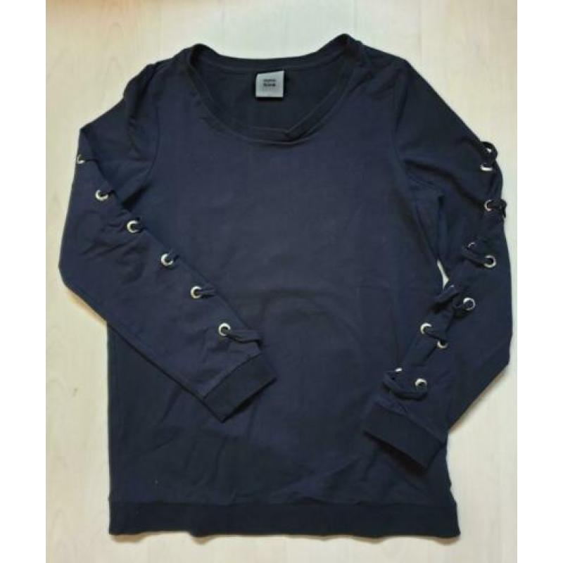 MAMALICIOUS 5 stuks, 1 sweater (L) en 4 shirts (M)