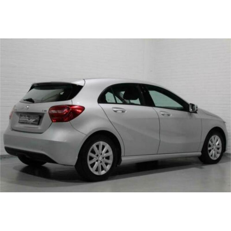 Mercedes-Benz A-Klasse 180 CDI 110 pk Navi, Airco, PDC V+A,