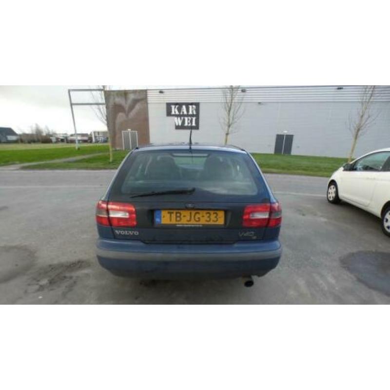 Volvo V40 1.8 Comfort / Automaat / Airco.