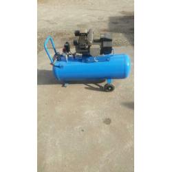 lm 100-350 airpress compressor met het nieuwe type motor .
