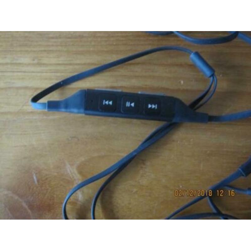 headset koptelefoon Nokia WH701 en microfoon nooit gebruikt