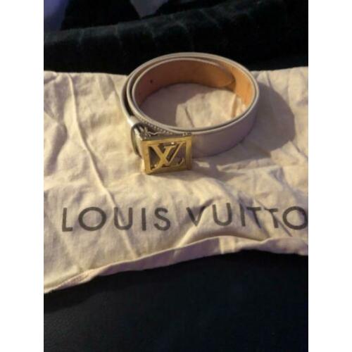 Louis Vuitton belt le vernis 85cm