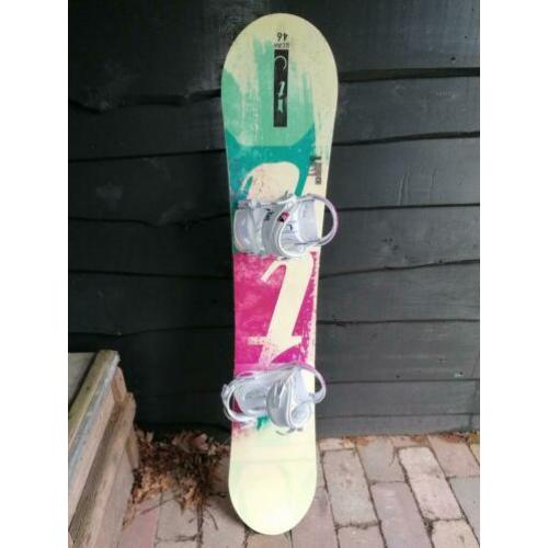 Dames snowboard 1,43 en schoenen 39