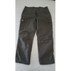 Fjallraven Brenner , hydratic, olijfgroen, mt 56