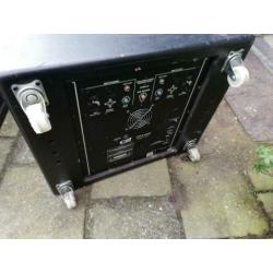 Subwoofer gatt defect 2 stuks