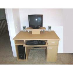 Bureau / Computer bureau. Nog nieuw.