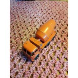 lesney erf truck cement truck 1956 redelijk model
