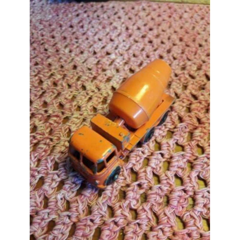 lesney erf truck cement truck 1956 redelijk model