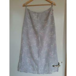 Vintage grijze rok met bloemen maat 38/40