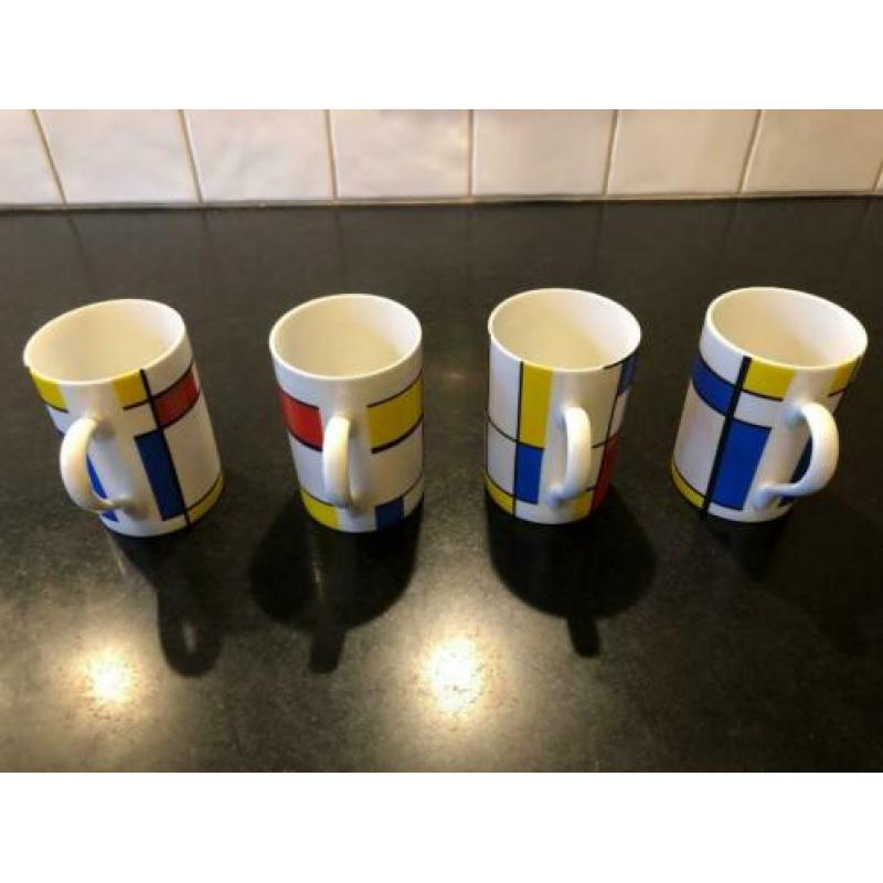 4 Piet Mondriaan mokken