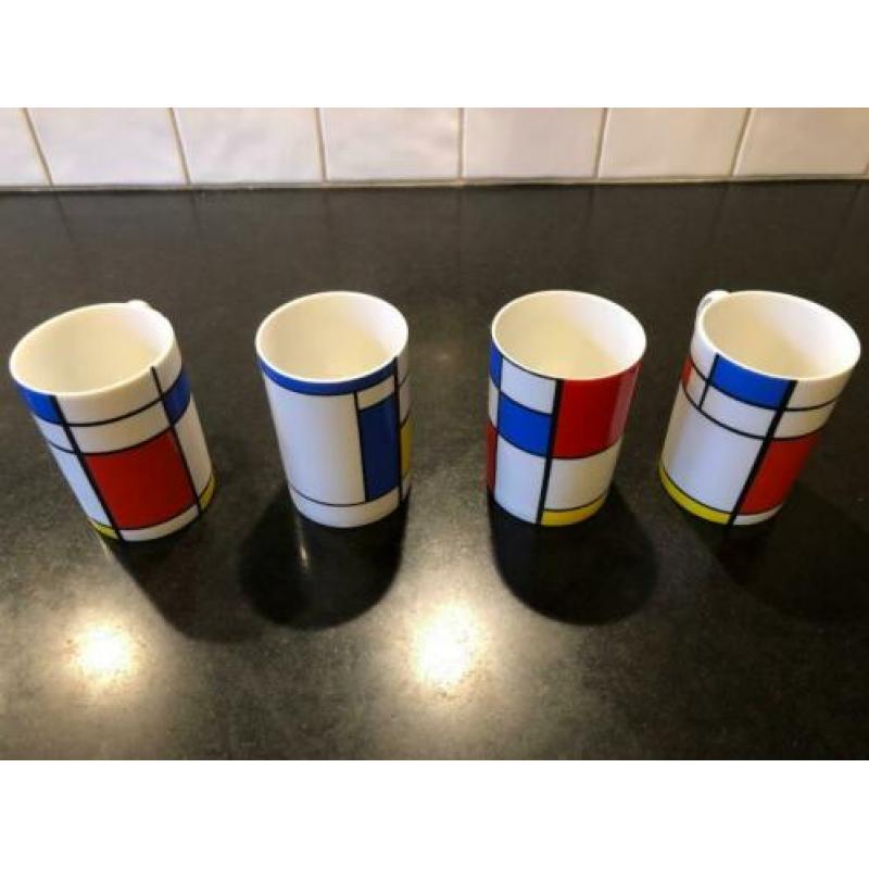 4 Piet Mondriaan mokken