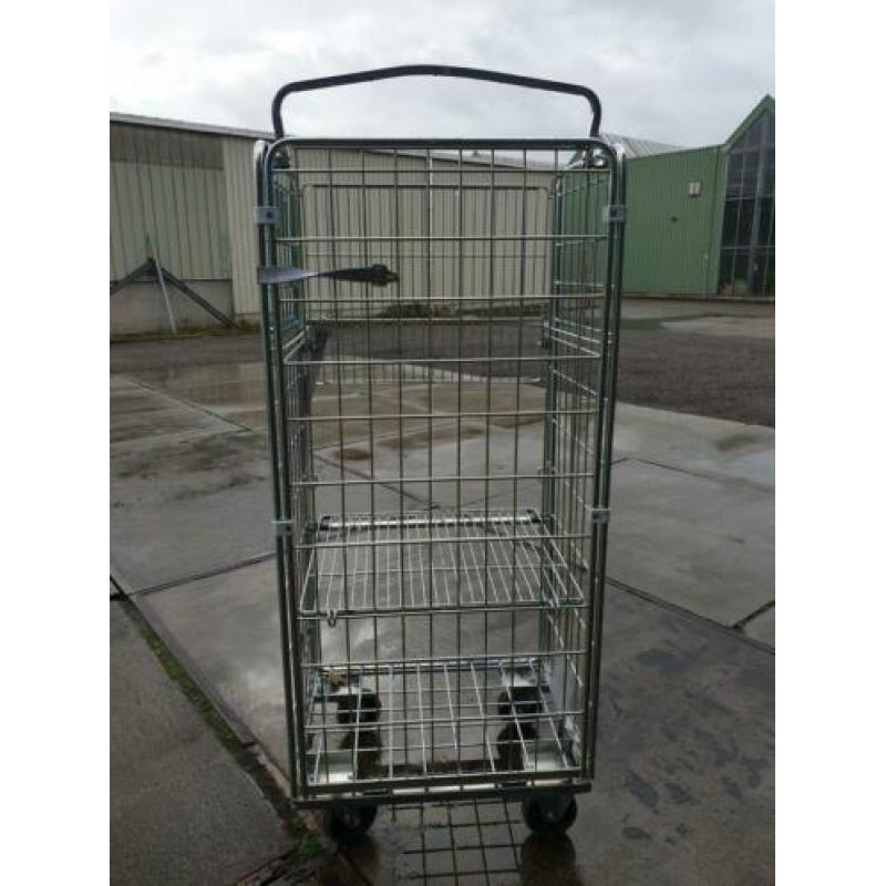 Te koop 2x rolcontainer