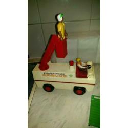 Fisher price vintage retro set reddingswagen