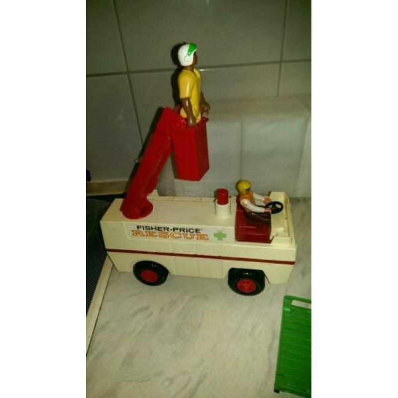 Fisher price vintage retro set reddingswagen