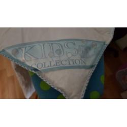 Kinderdekbed+ kussen en 2 dekbedovertrekken