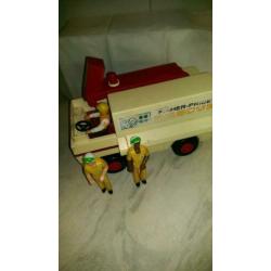 Fisher price vintage retro set reddingswagen