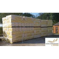 Diverse strooisels: stro, zaagsel, vlas, houtkrullen