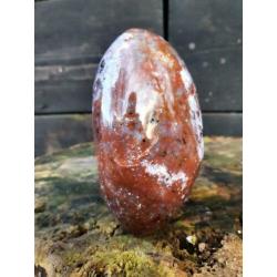 Sculptuur van oceaan jaspis 585 gram