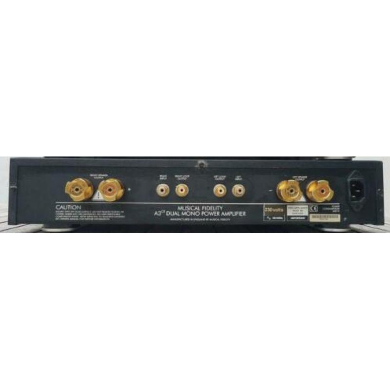 Musical Fidelity A3CR power 120 watts rms klasse versterker