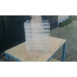 A 4 bakjes plexiglas ( 9 stuks )