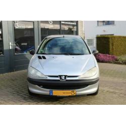Peugeot 206 XR 1.4 75PK 5Deuren,180dkmNieuweDriem,