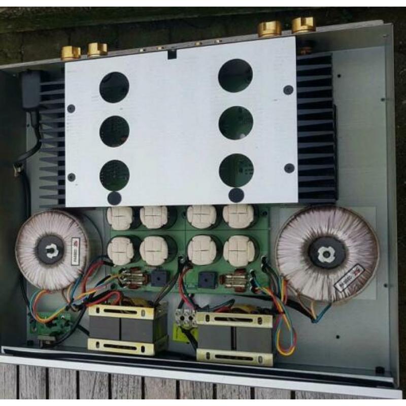 Musical Fidelity A3CR power 120 watts rms klasse versterker