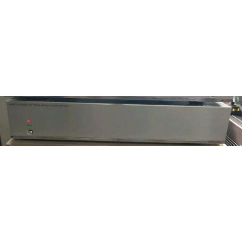 Musical Fidelity A3CR power 120 watts rms klasse versterker