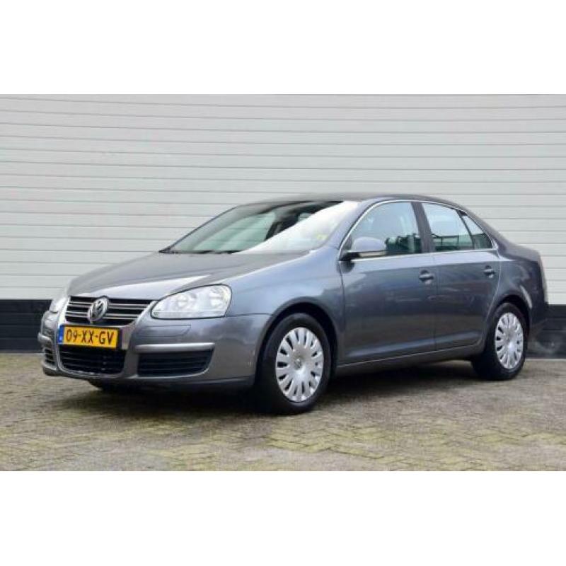Volkswagen Jetta 1.9 TDI Comfortline Business * CLIMATE CONT