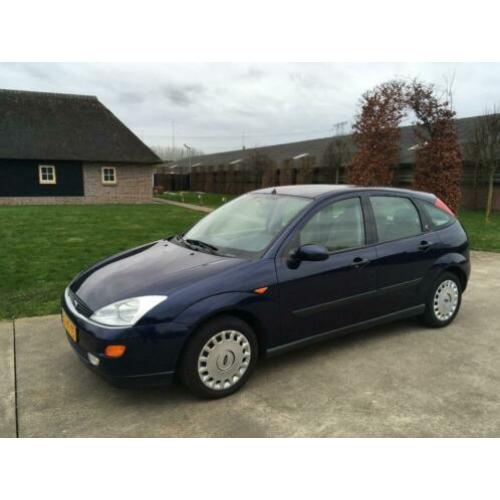 Ford Focus 1.6i 16V Ghia Uitvoering, 101 Pk !!!!