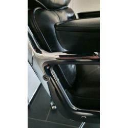 Vitra Eames Lobby Chair ES 104 in chroom en zwart leder TOP