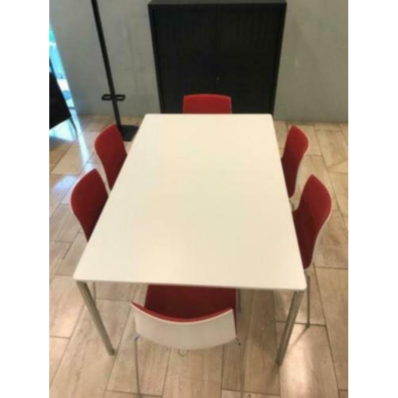 Castel vergaderstoelen , 4-poots stoelen , rode stof chroom