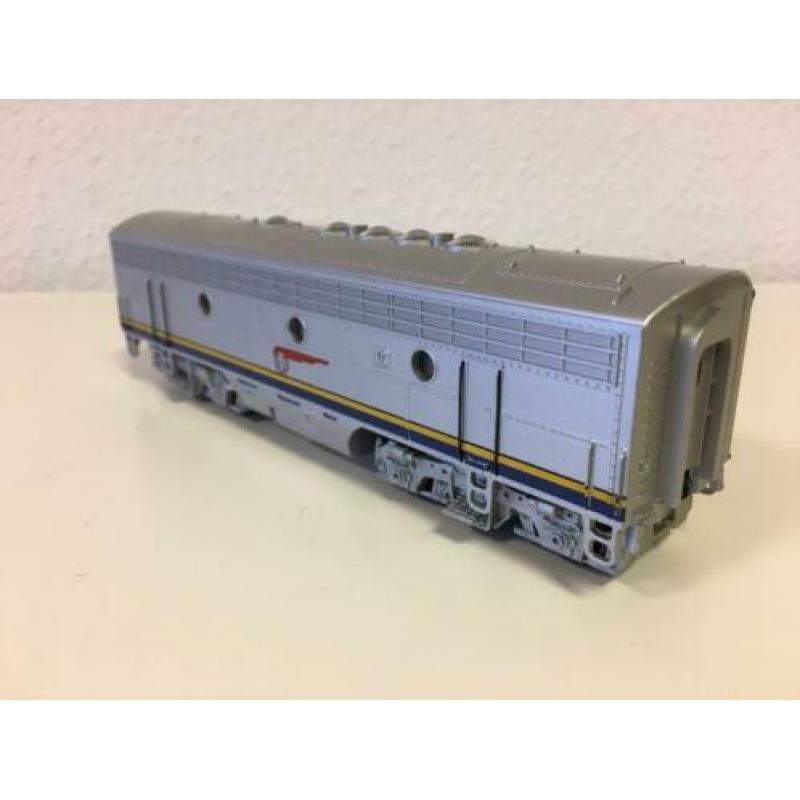Märklin 3362 B-unit van de 3 delige SANTA FE diesellok