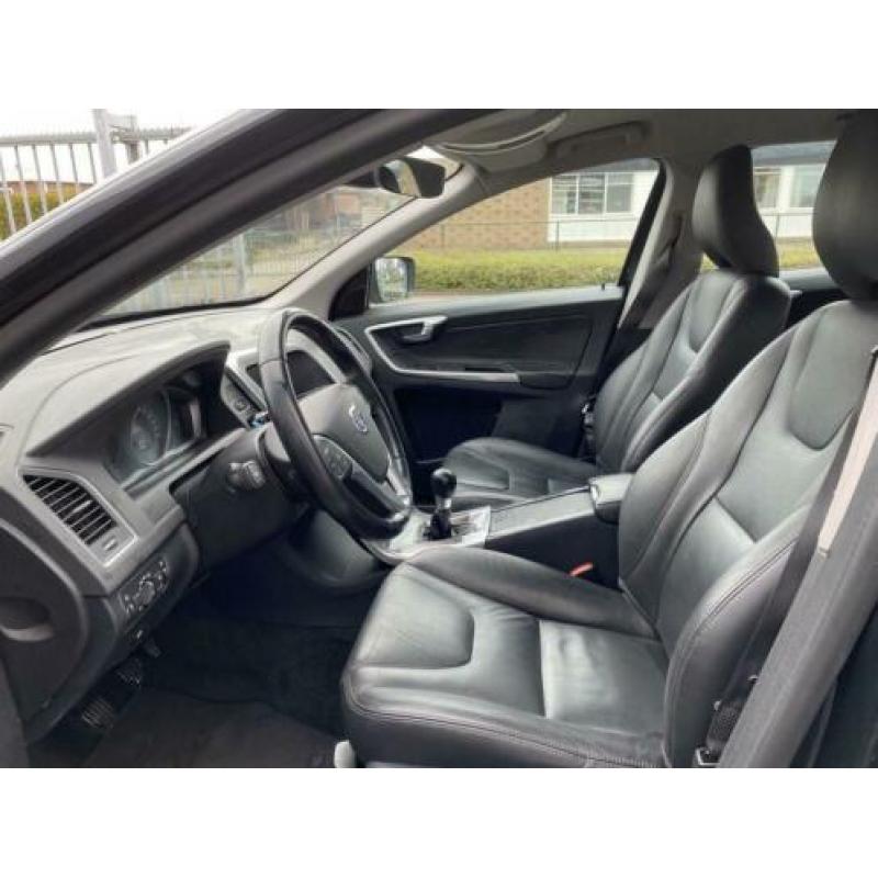 Volvo XC60 2.0 D3 FWD Summum (bj 2014)