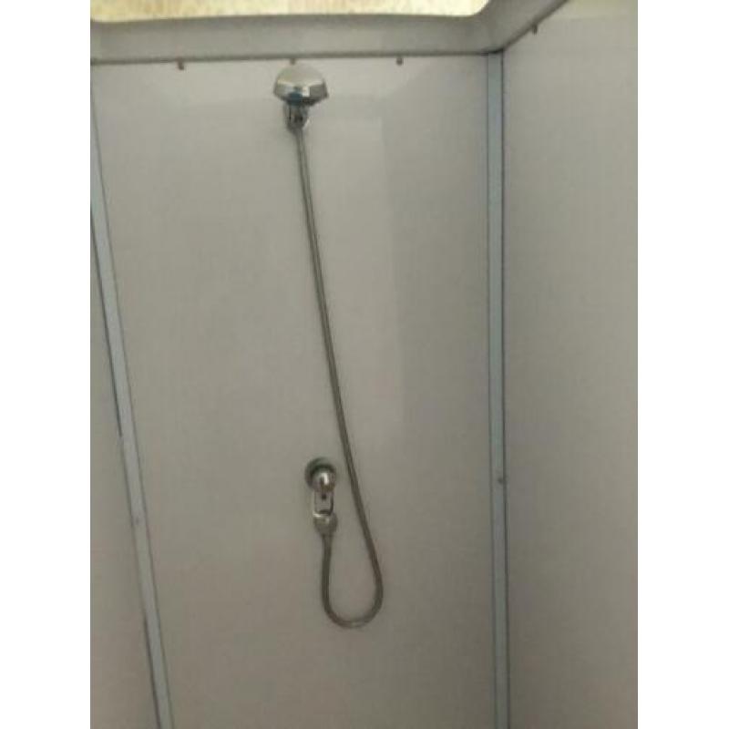 Nood douche- tijdelijke douche ideaal voor verbouwing